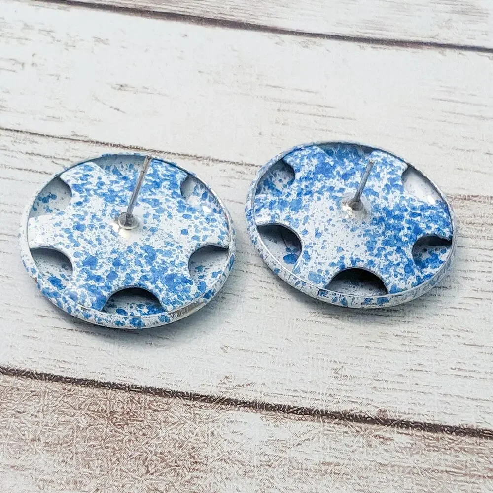 Vintage Earrings For Pierced Ears Blue & White Circle